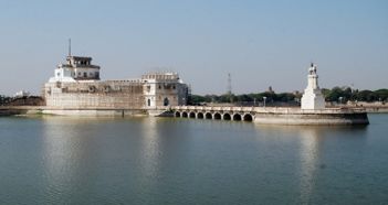 贾姆讷格尔天气预报